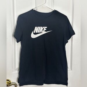 Nike t-shirt